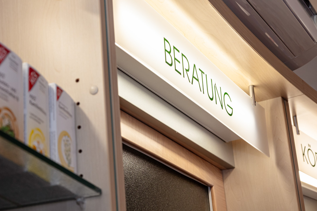 Beratung in der St. Elisabeth Apotheke